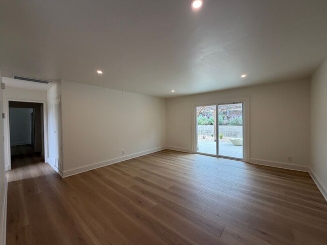 Building Photo - 78 San Fermo Dr