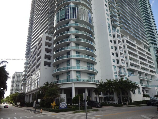 Foto del edificio - 1800 N Bayshore Dr