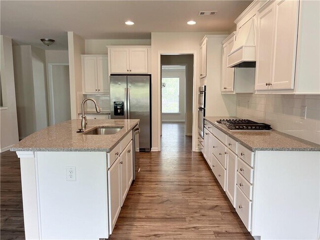 Building Photo - 459 Greyfield Dr