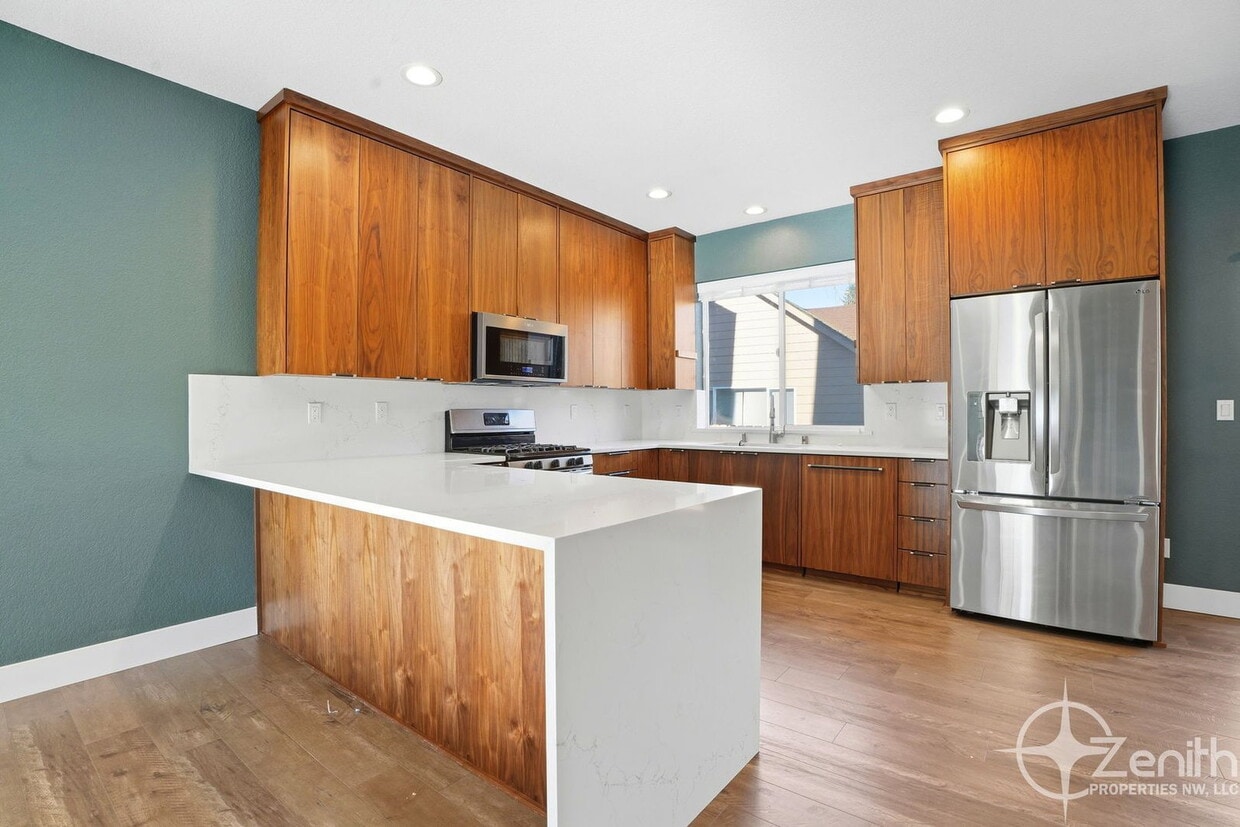 Photo - 3906 Nicholson Road