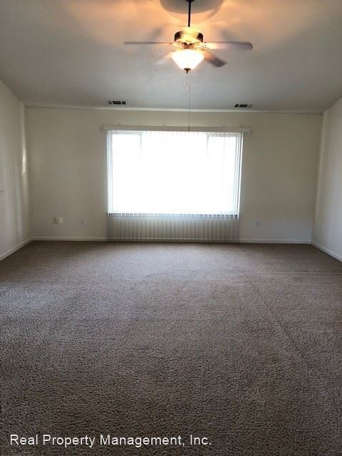 Building Photo - 3 br, 2 bath House - 667 Reddington Drive