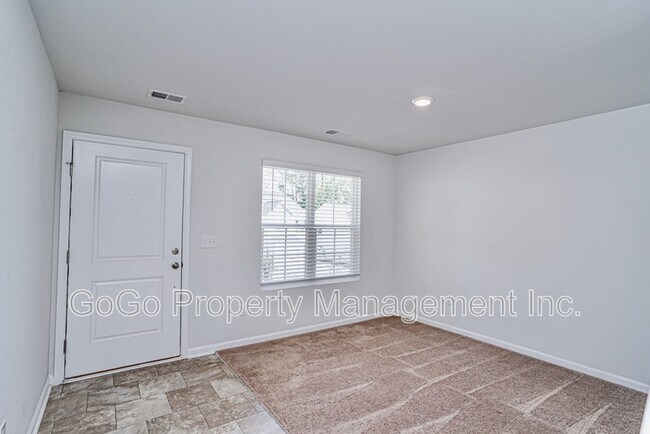 Foto del edificio - 649 Millsgate Cir