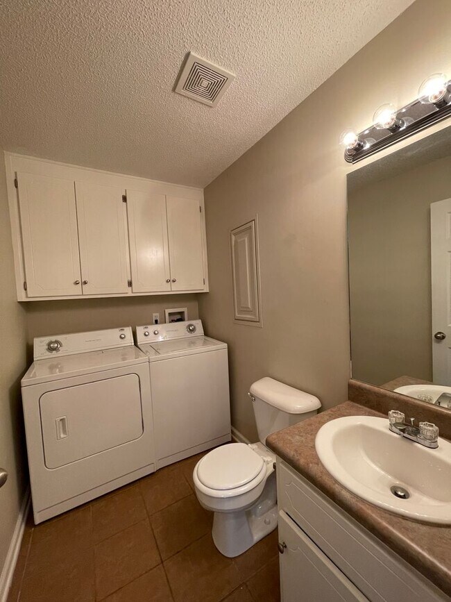 Building Photo - Wakefield Subdivision