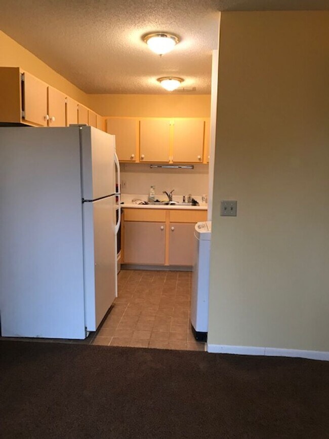 Foto del edificio - 2 Bedroom Condo in Holiday Hills area