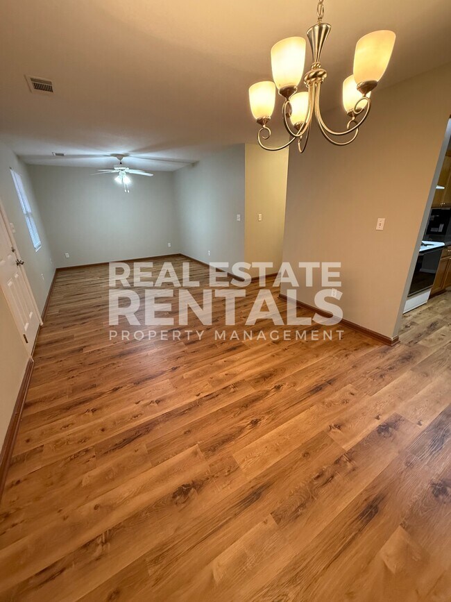 Foto del edificio - 1835 Elwyn Ave