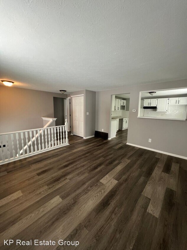 Primary Photo - 4 br, 1.5 bath House - 3790 Higbee Dr E
