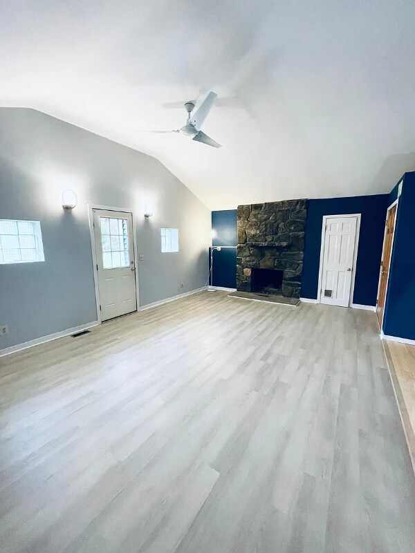 Building Photo - 124 Starr Ridge Rd