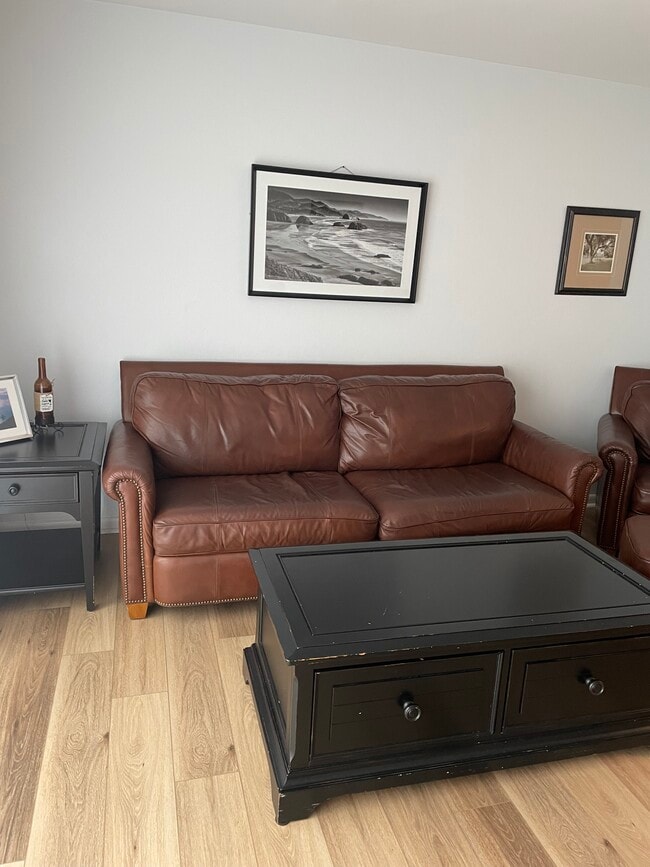 Building Photo - 3826 Staffordshire Ln