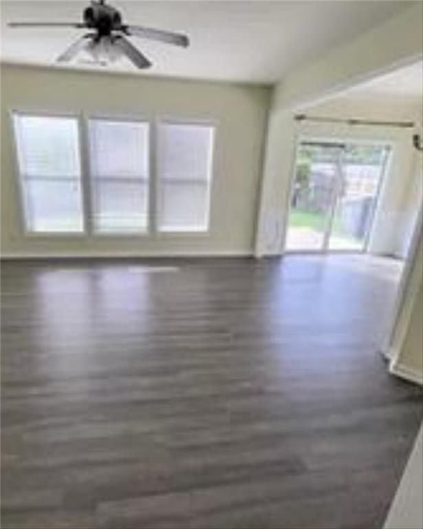 Building Photo - 2985 Briaroak Dr