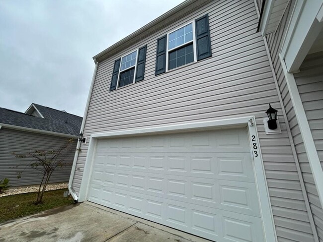 Building Photo - 283 Hampton Park Cir