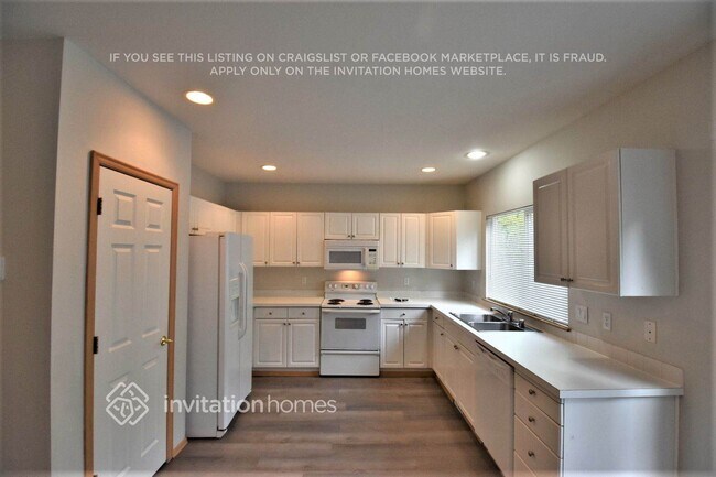 Building Photo - 5130 Perry Dr SE