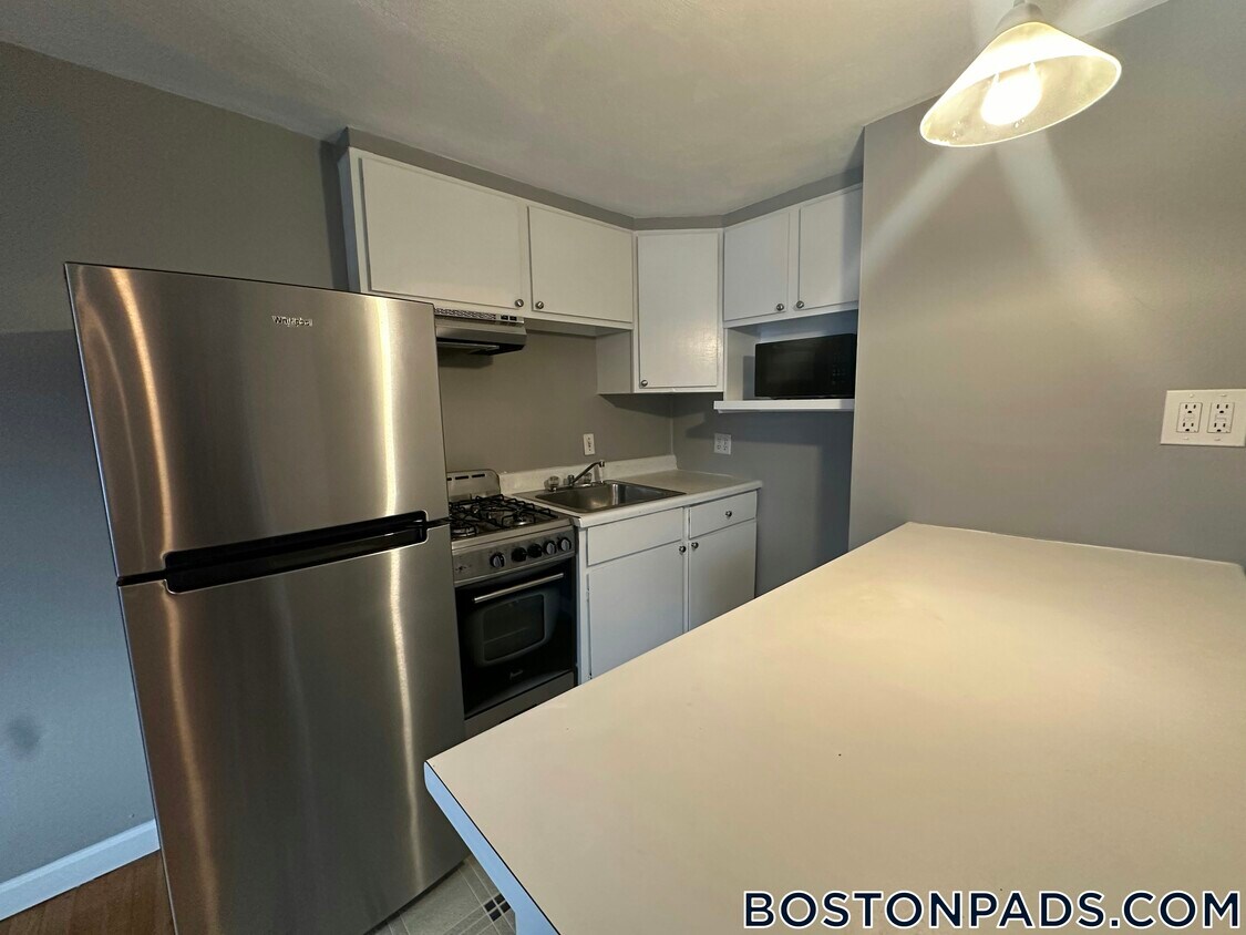 Foto principal - 147 Princeton St