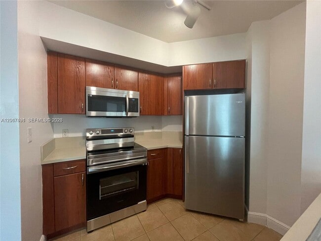 Building Photo - 9201 Collins Ave