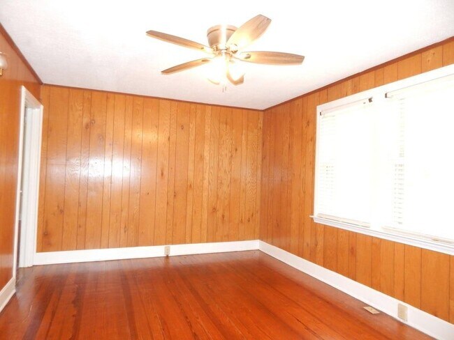 Foto del edificio - 1428 Gray Mare Hollow Rd