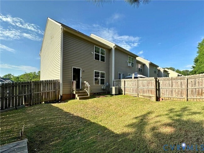 Foto del edificio - 3000 Perdue Springs Ln