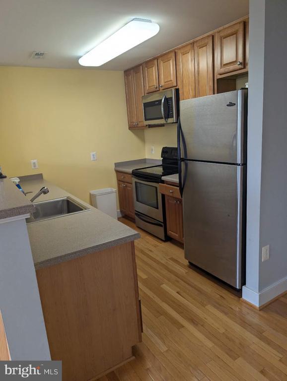 Primary Photo - 400 Renfro Dr