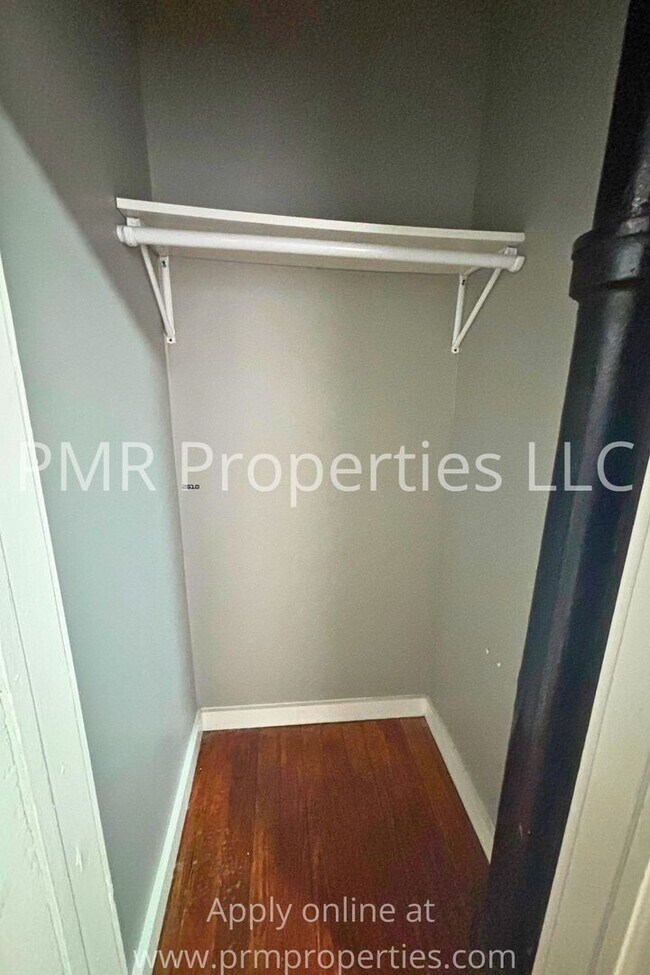 Foto del edificio - 2 Bedrooms / 1 Bathroom House