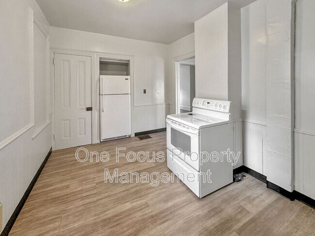 Foto del edificio - 639 Washington Blvd