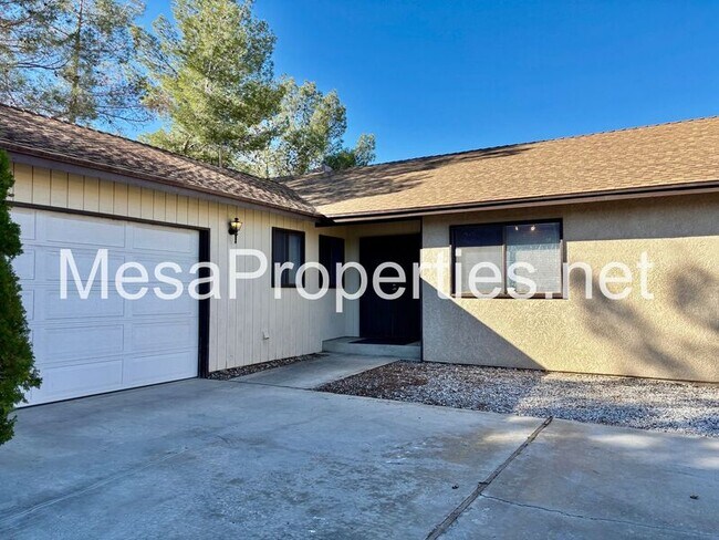 Foto del edificio - 14216 Brentwood Dr