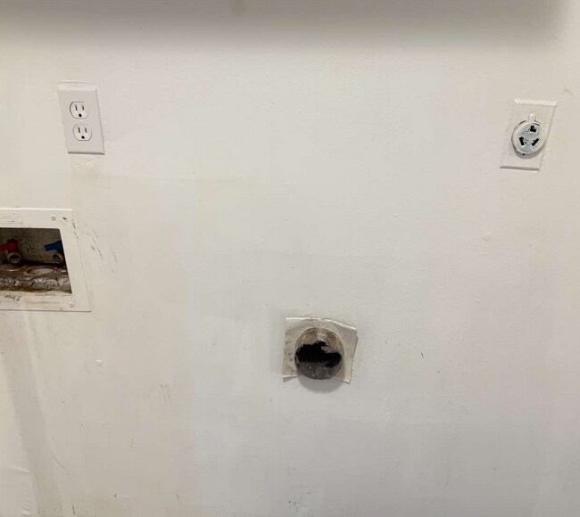 60 W Elmwood Dr, Monroe, LA 71203 House Rental in Monroe, LA