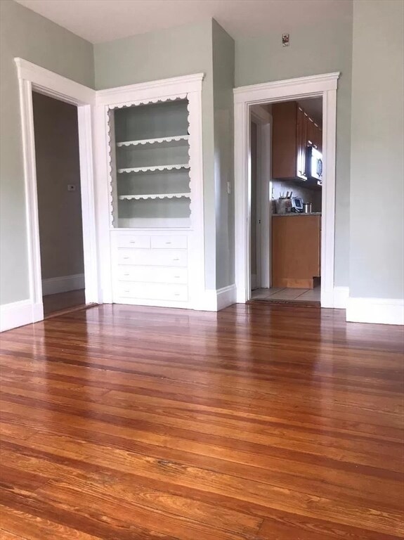 Building Photo - 10 Houghton St