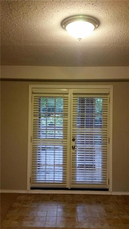 Foto del edificio - 924 Red Oak Creek Dr