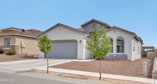 Building Photo - 7846 Enchanted Ridge Dr