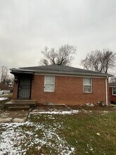 Building Photo - 3030 E 37th St