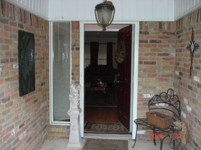 Building Photo - 904 N Tyler