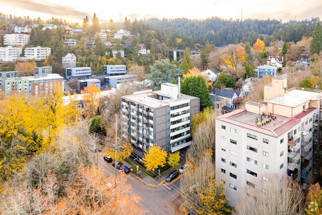 Aerial Photo - Four Seasons Condominiums