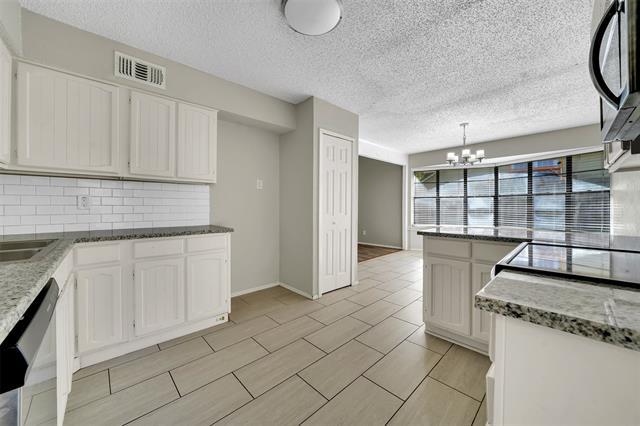 Foto del edificio - 3113 Peachtree Ln