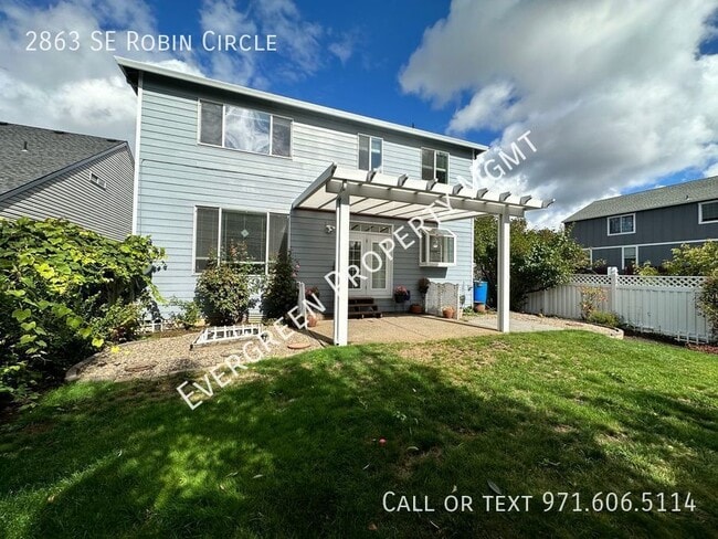 Building Photo - 4BD/3BA house is ready to become your sanc...