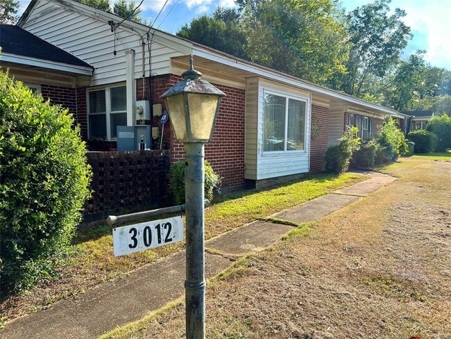 Building Photo - 3012 Biltmore Ave