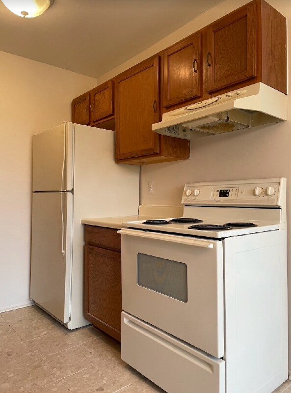 Building Photo - 3057 Debra Ct