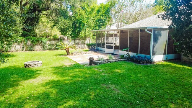 Foto del edificio - 5534 Berrybrook Cir