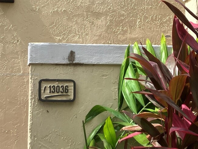 Building Photo - 13036 SW 88th Terrace N