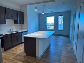 Building Photo - 1170 Tremont St