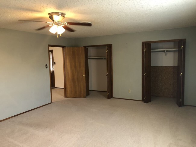 Building Photo - 4 br, 2 bath House - 404 Delicado Drive (420)
