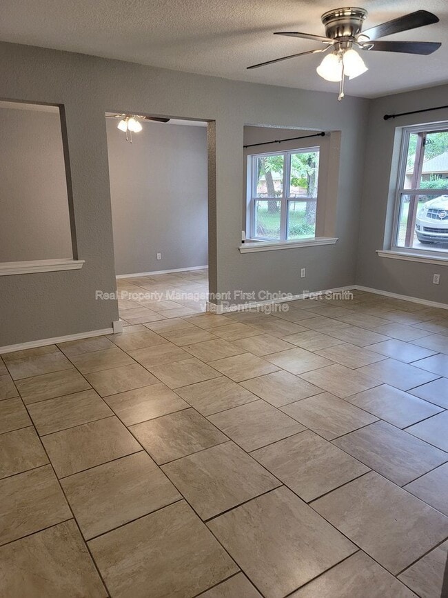 Foto del edificio - 1028 Chitwood St