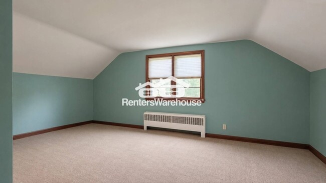 Building Photo - W10894 US-10