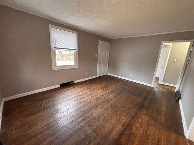 Building Photo - 4446 Prescott Ave