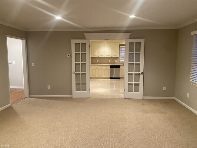 Building Photo - 3 br, 1 bath House - 3.5 Seitz Lane