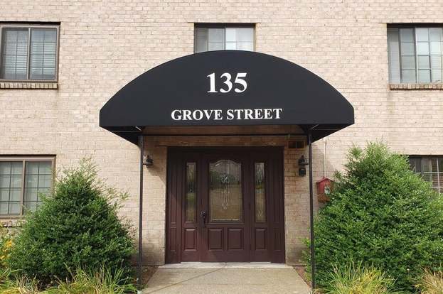 Building Photo - 135 Grove St