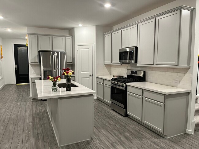 Foto del edificio - 22111 Paula Bluff Ln