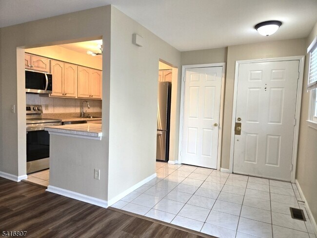 Foto del edificio - 49 Alexandria Way