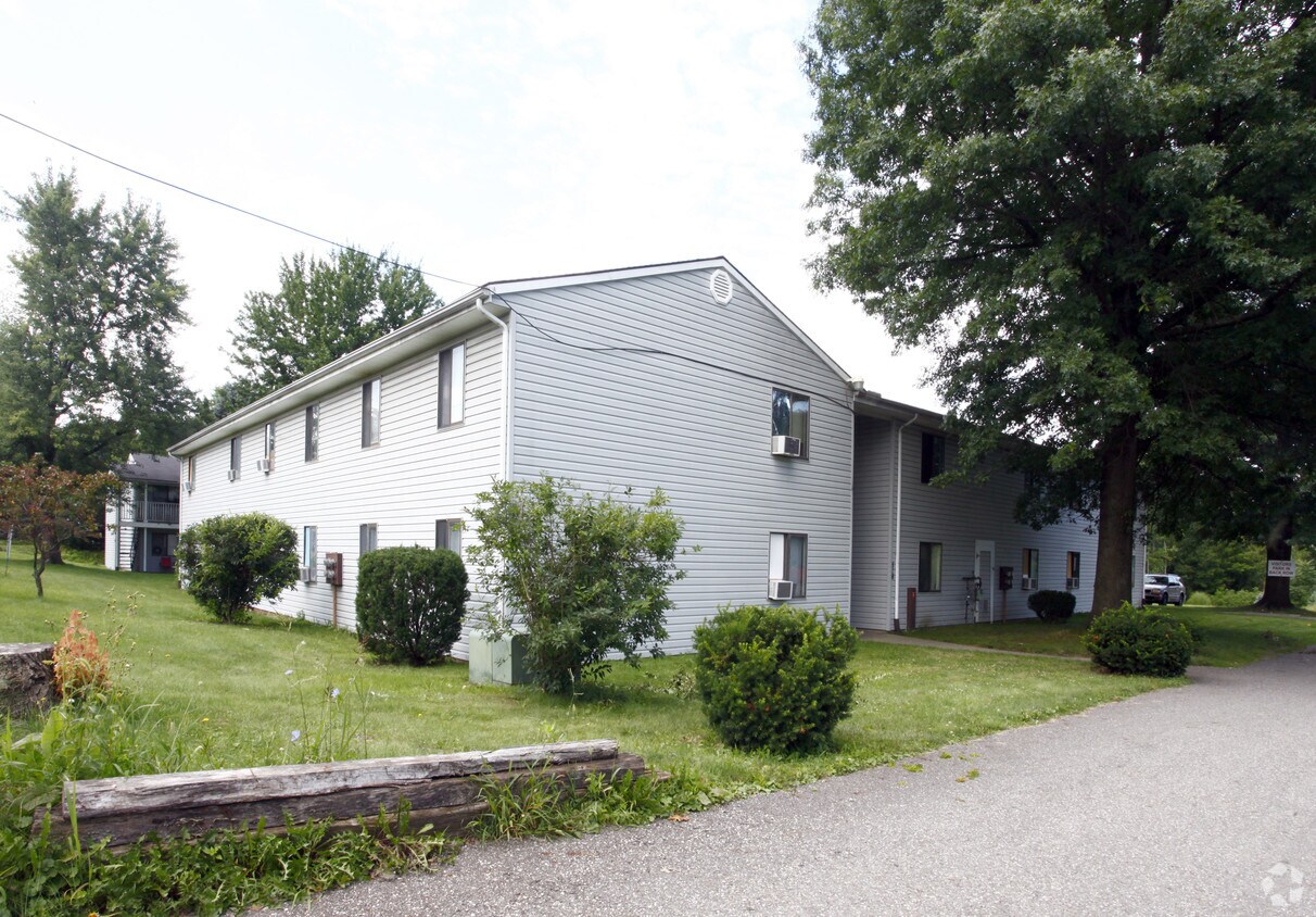 516520 Massillon Rd, Akron, OH 44306 Apartments in Akron, OH