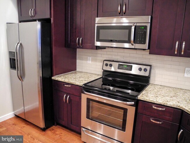 Foto del edificio - 2536 Ellsworth St