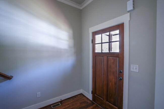 Building Photo - 1342 Essex Manor Circle
