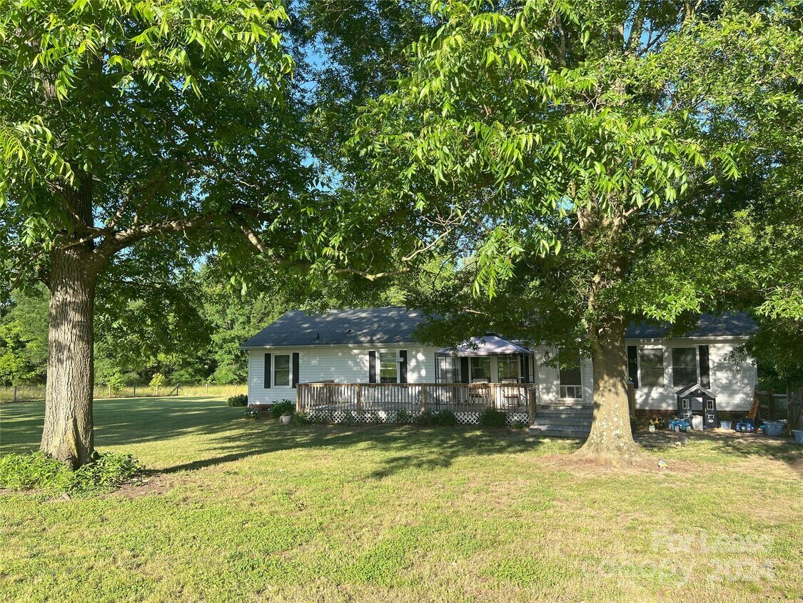 Primary Photo - 5504 Unionville-Brief Rd