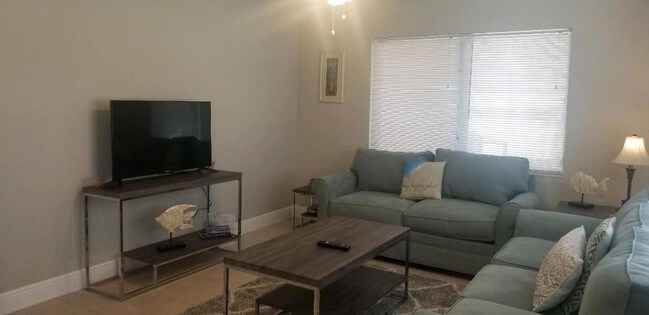 Photo - 1341 SE 3rd St House